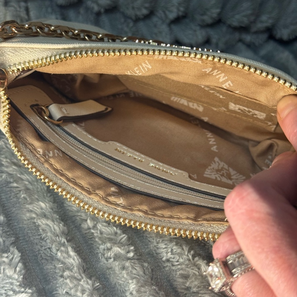 Anne Klein Cream Chain Shoulder Bag - Picture 11 of 12
